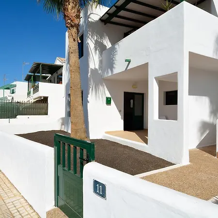 Апартаменти Sun Beach Puerto Del Carmen Пуерто-дель-Кармен