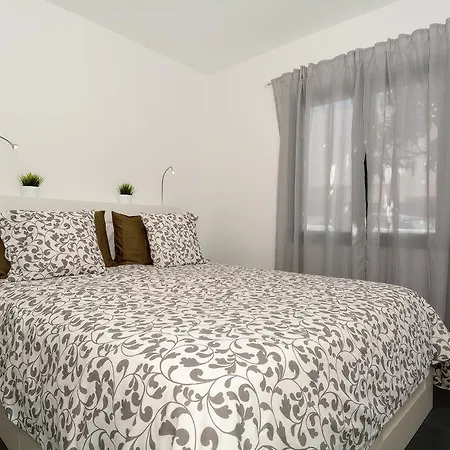 Sun Beach Puerto Del Carmen Апартаменти Пуерто-дель-Кармен
