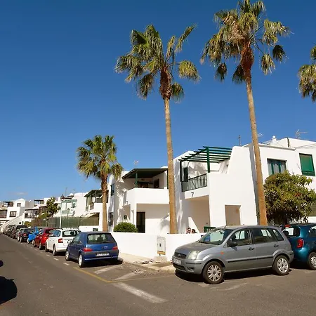 Sun Beach Puerto Del Carmen Апартаменти